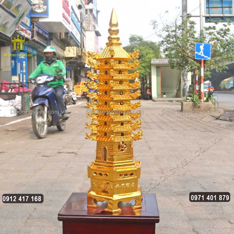 Th&aacute;p Văn Xương tượng trưng cho sự đỗ đạt, th&agrave;nh danh